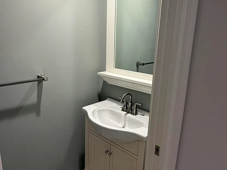 262 Iris Dr — Photo 10
