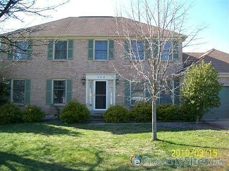 1st image of 132 Aspen Dr