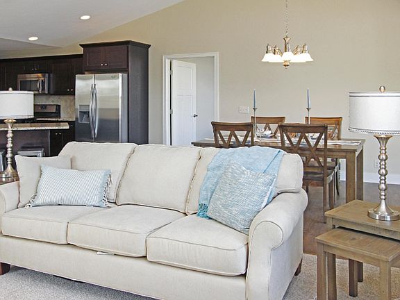 3rd image of 11488 S Lake Drive Dr #121