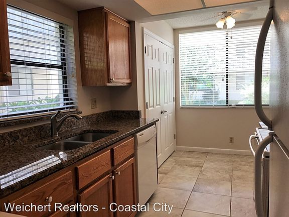 2nd image of 1810 Sevilla Blvd APT 103