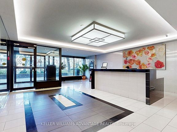 3rd image of 40 Homewood Ave #2216
