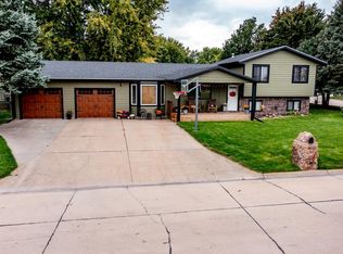 2220 L St, Gothenburg, NE 69138