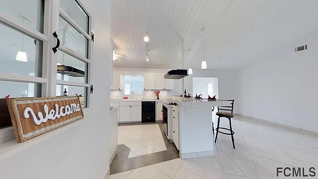 1st image of 29 Felton Ln