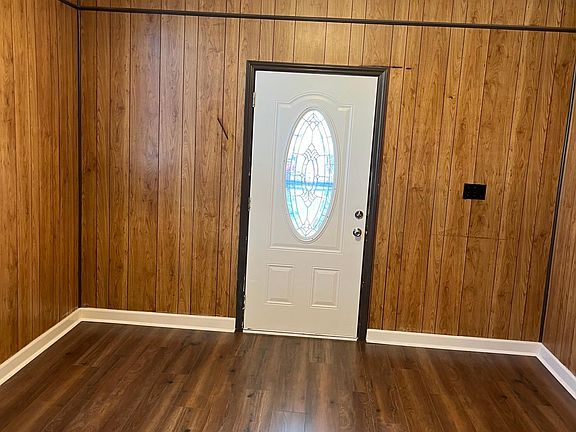 2nd image of 3938 Franklin Ave