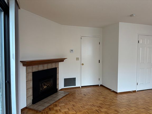 4th image of 2516 Charlene Ln #2516