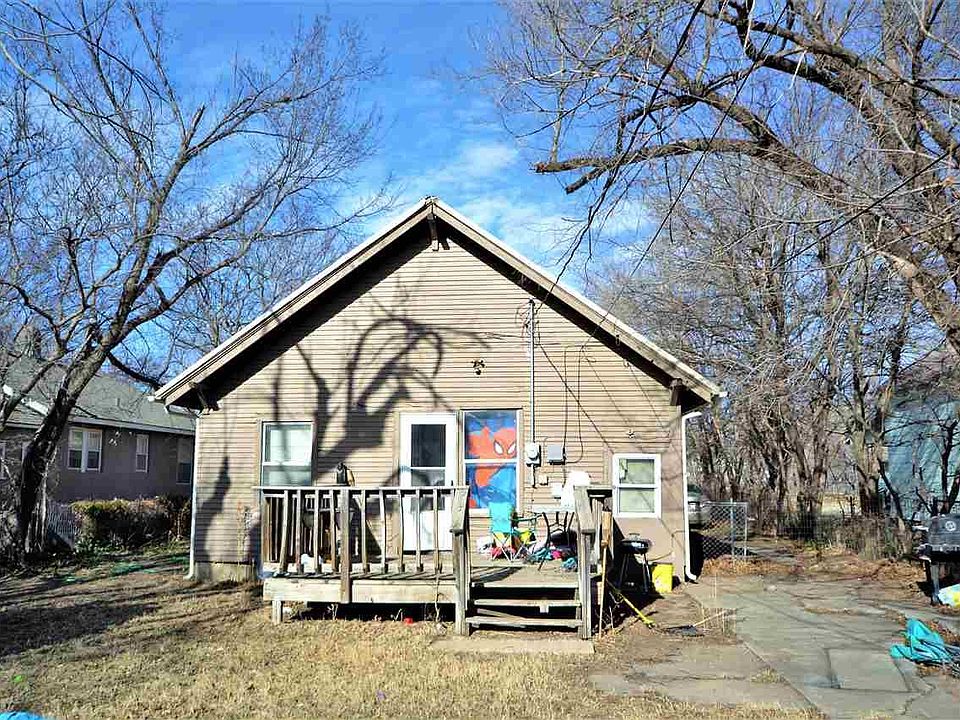 2nd image of 915 E 6th Ave