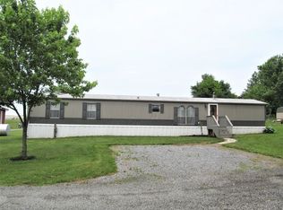 270 W Maple Grove Rd, Denver, PA 17517