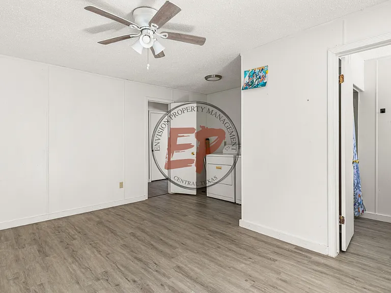 102 County Road 1605 — Photo 5