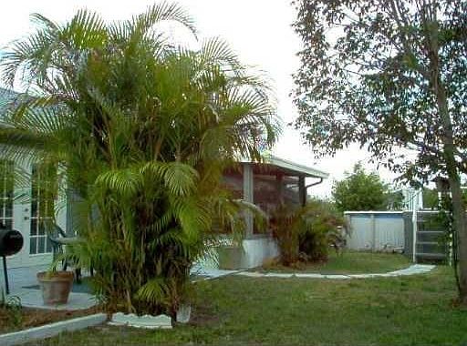 1st image of 505 SW Bradshaw Cir