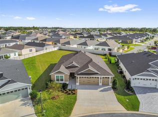 6957 Minchew Cir, Okahumpka, FL 34762