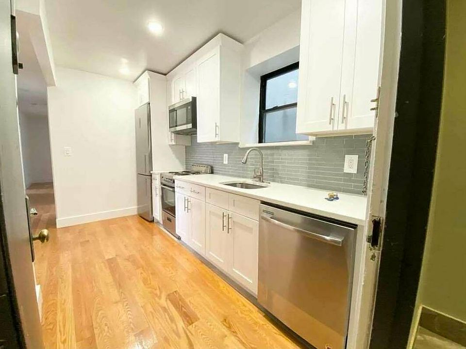 1st image of 318 W 121st St #C5