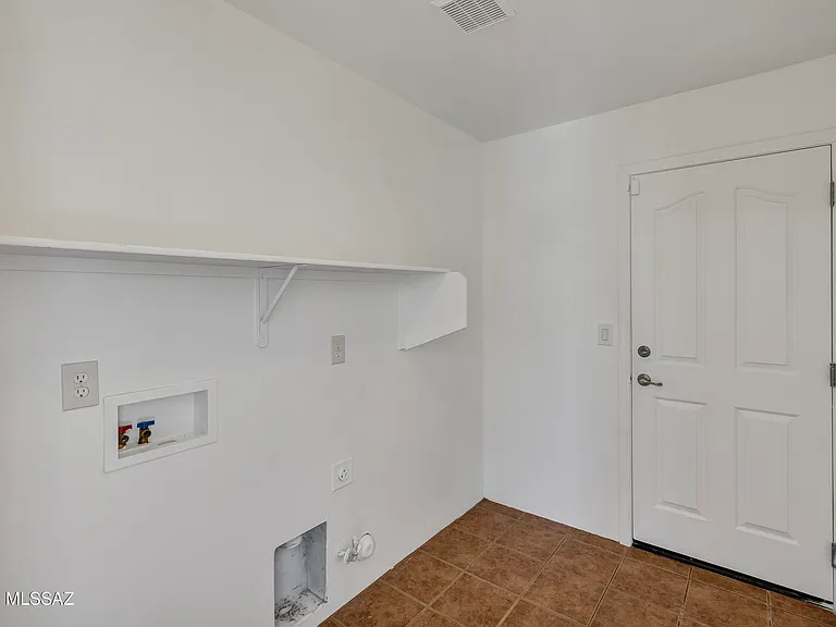 4830 S Vallecano Dr — Photo 40
