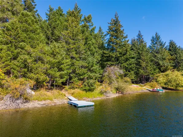 2699 Galleon Way, Southern Gulf Islands, BC V0N 2M2