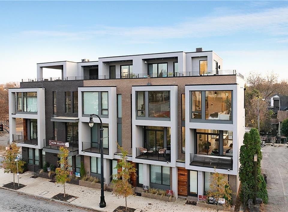 1st image of 105 Georgia Ave SE #1