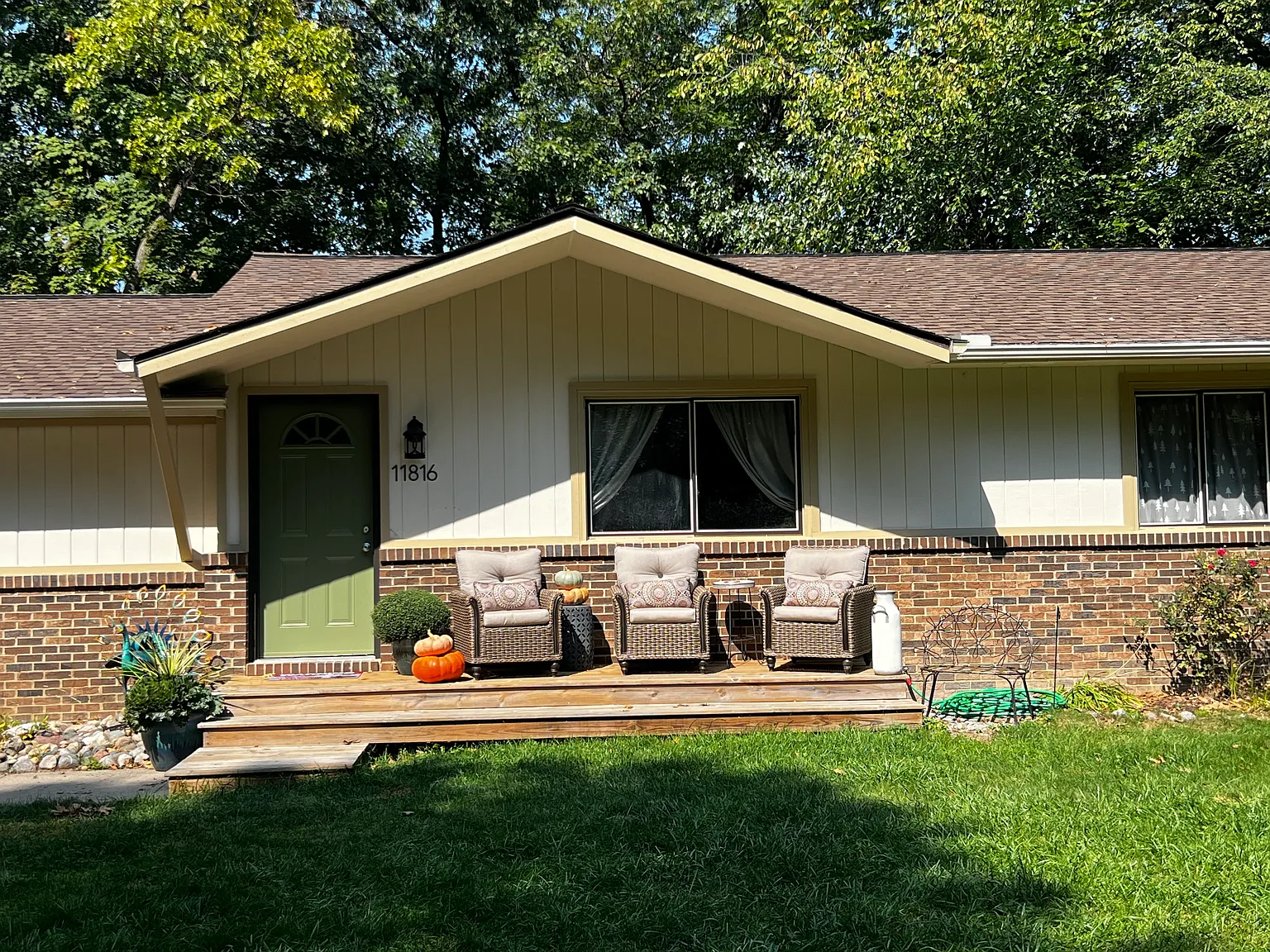 3 bed, 1465 sqft, $2,000 — Photo 3