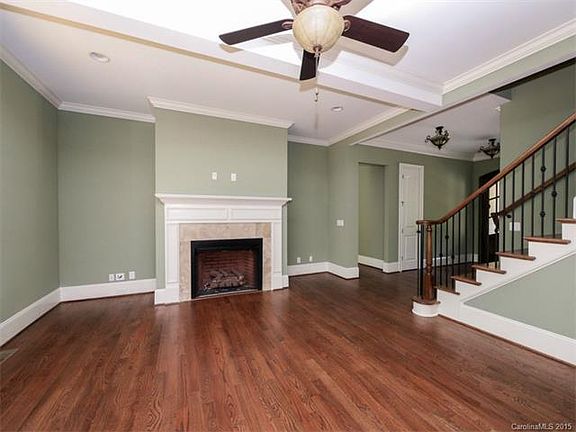 3rd image of 128 Cherry Tree Dr