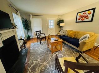 1227 Brookwood Dr, Winston Salem, NC 27106
