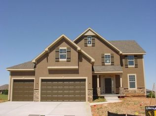 8167 Bittersweet Dr, Lenexa, KS 66220