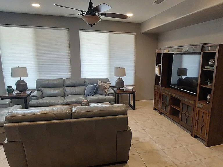 26660 W Burnett Rd — Photo 7