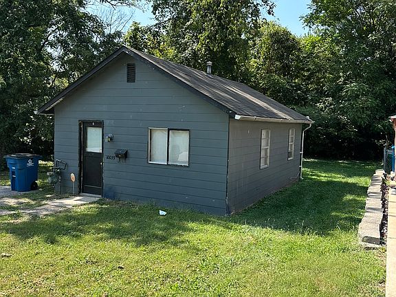 2nd image of 10039 Baron Dr
