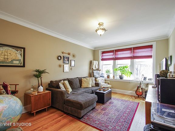 3rd image of 2606 W Ainslie St #2E