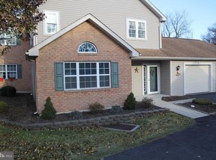13 Cardinal Way, Fleetwood, PA 19522