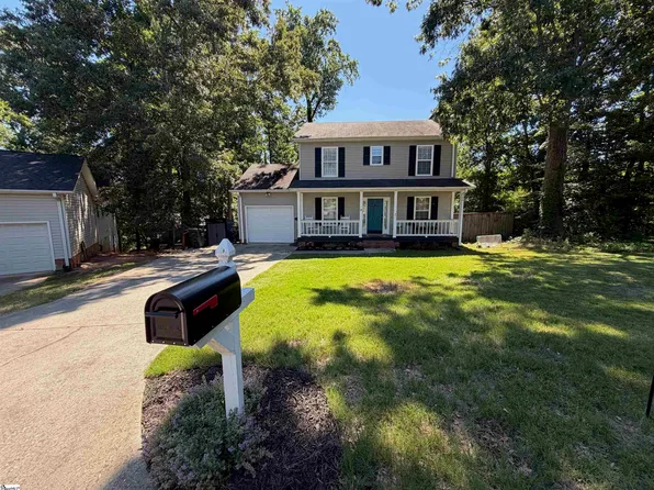 208 Charmar Way, Taylors, SC 29687