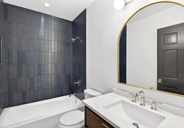 2575 Peachtree Rd NE #7E — Photo 34