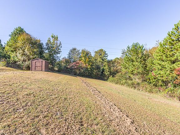 2nd image of 2085 Mulberry Ln