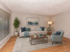 Esperanza Apartments