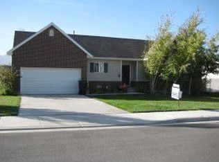 272 E Rodeo Dr, Springville, UT 84663