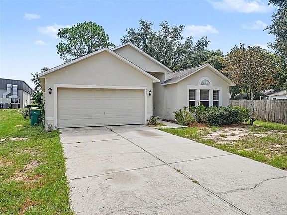 3rd image of 881 VANDERBILT DR