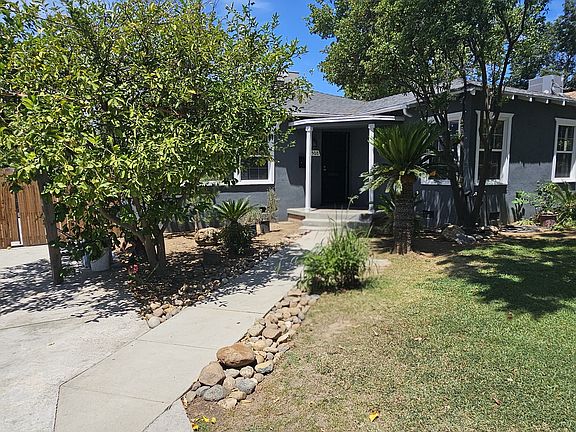 3rd image of 2508 Alturas Dr
