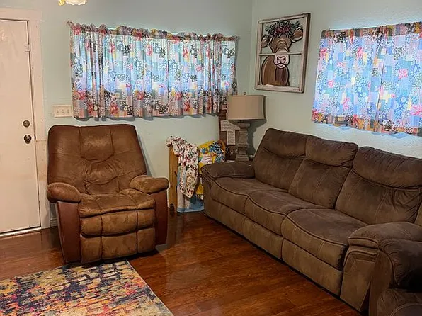 4765 S Garden Dr, Beaumont, TX 77705