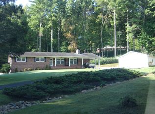 120 Wolf Pen Br, Erwin, TN 37650