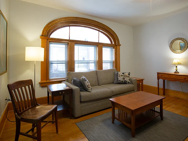 511 Orange St — Photo 2