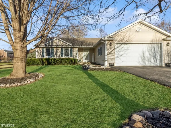 1927 Suzy St, Sandwich, IL 60548