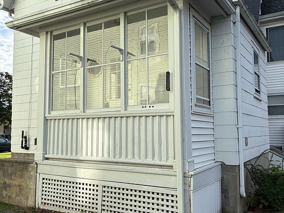 screened in porch