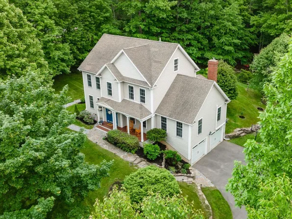 31 Robinson Street, Brentwood, NH 03833