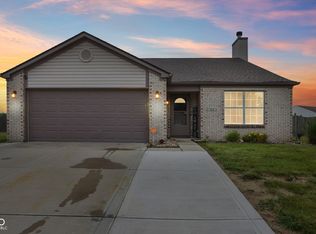 719 Stonehenge Way, Brownsburg, IN 46112