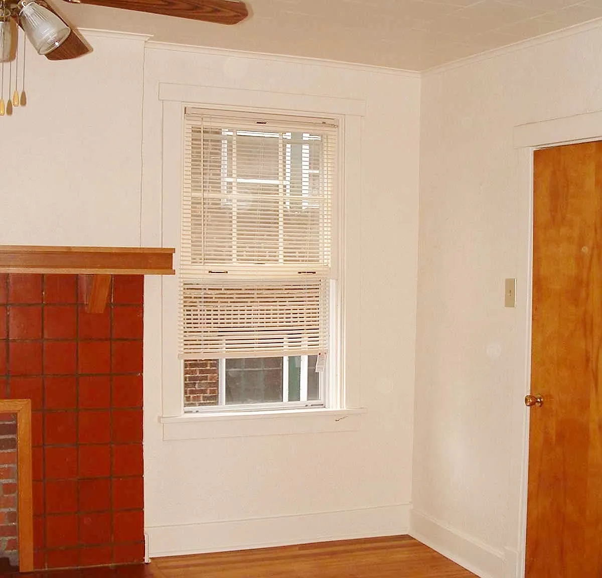 2 bed, 1100 sqft, $1,700 — Photo 1