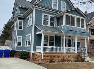 138-140 Magnolia Ter, Springfield, MA 01108