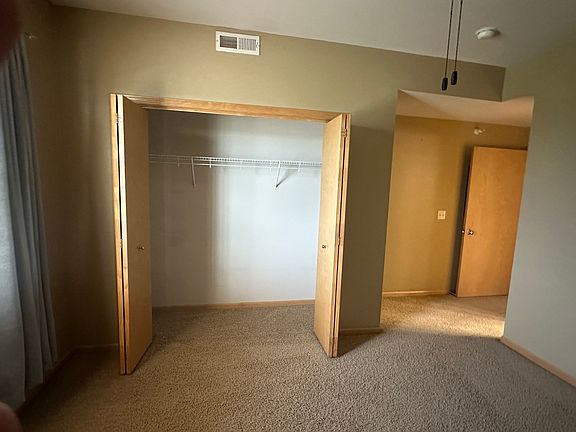 5th image of 1092 Walnut Ave Unit 210