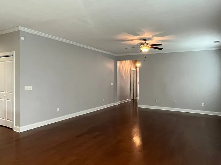 1934 Kenlock Dr — Photo 5