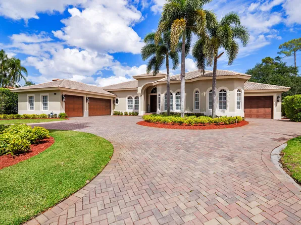 594 N Country Club Drive, Atlantis, FL 33462