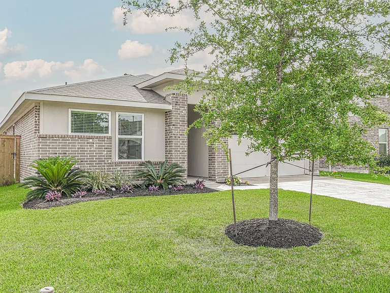 13009 Oleander Bay Ln — Photo 2