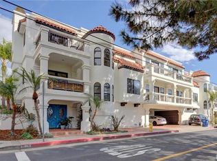 1050 Ardmore Ave, Hermosa Beach, CA 90254