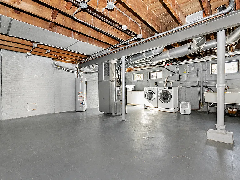 1006 Hull Ave — Photo 13