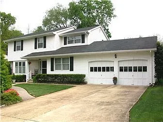 3111 Albemarle Rd photo 1