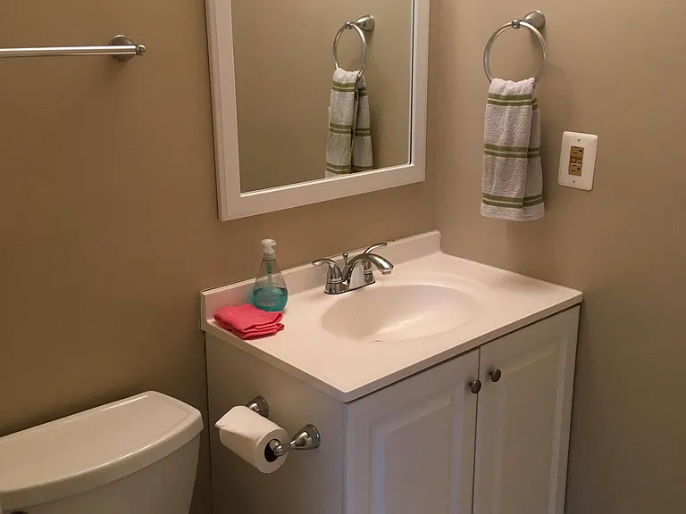 Bedroom bath